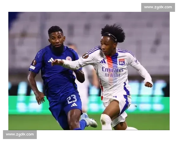 英超三巨头竞逐里昂天才边锋福法纳，转会费或破 5000 万欧